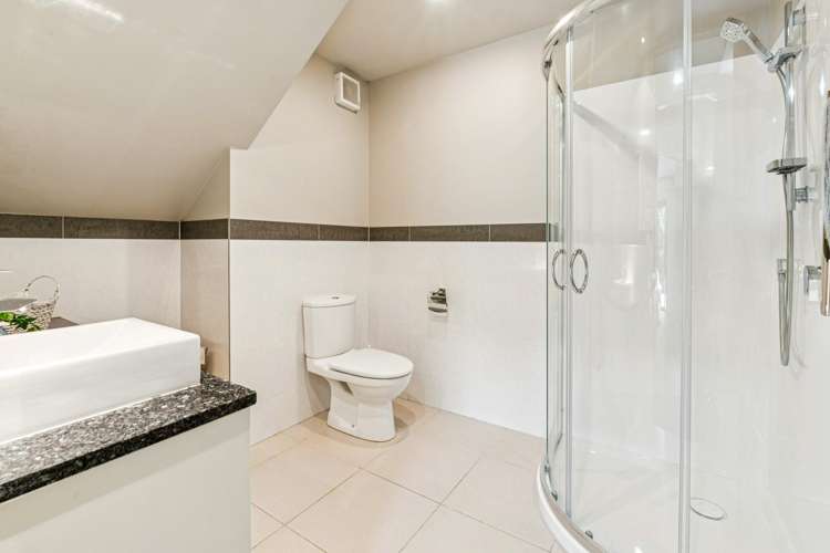 15 Aberley Road Schnapper Rock_26