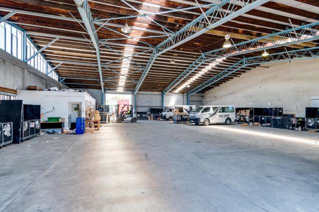 905 Karamu Road North Karamu_2