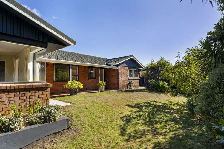 6 Pinewood Grove Paraparaumu Beach_12