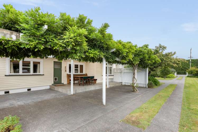 1427 Pakowhai Road Tomoana_16