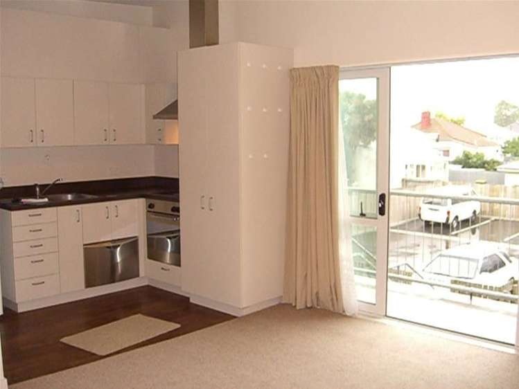 22/31 Bordesley Street Phillipstown_0