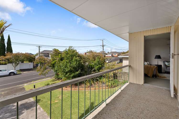 2/2A Arundel Street Hillsborough_17