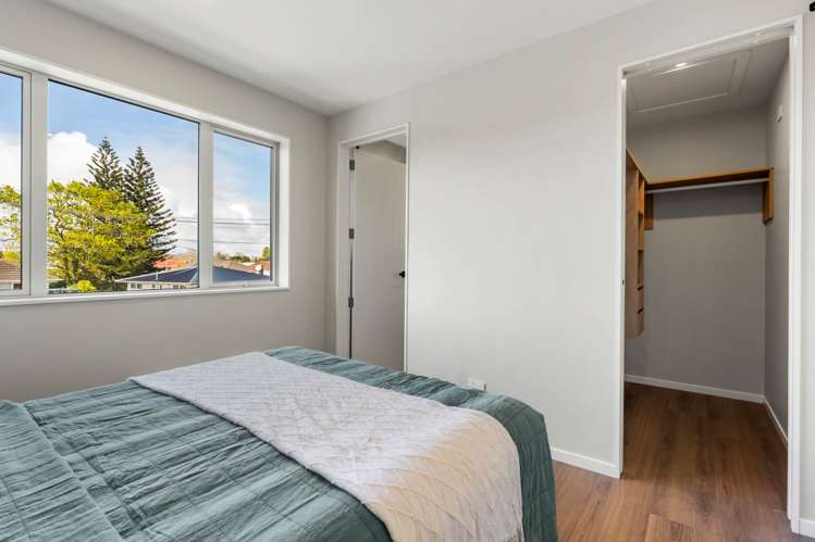 38 Antrim Crescent Otara_16
