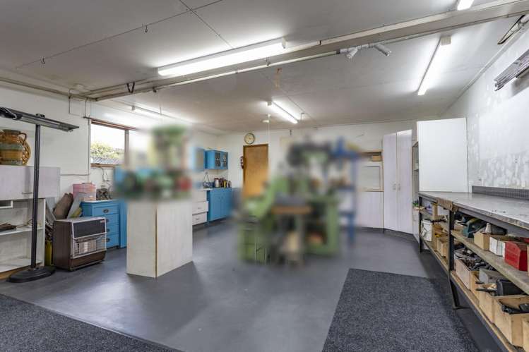 80 Regency Crescent Redwood_30