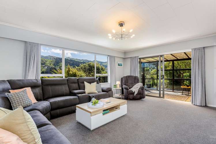 8A Hinau Street Tawa_4