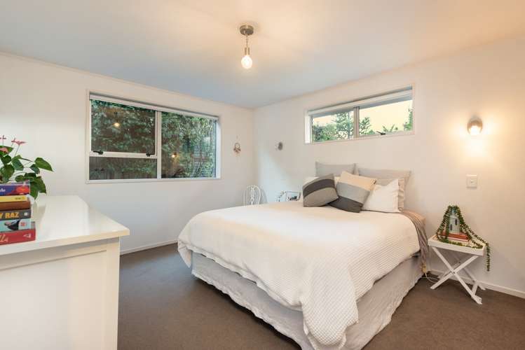 1 Rutherford Street Otumoetai_10