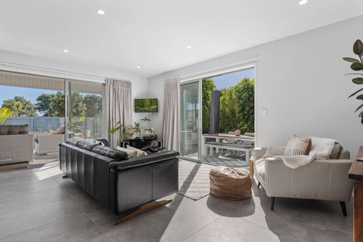 1 Awatira Drive Papamoa_11