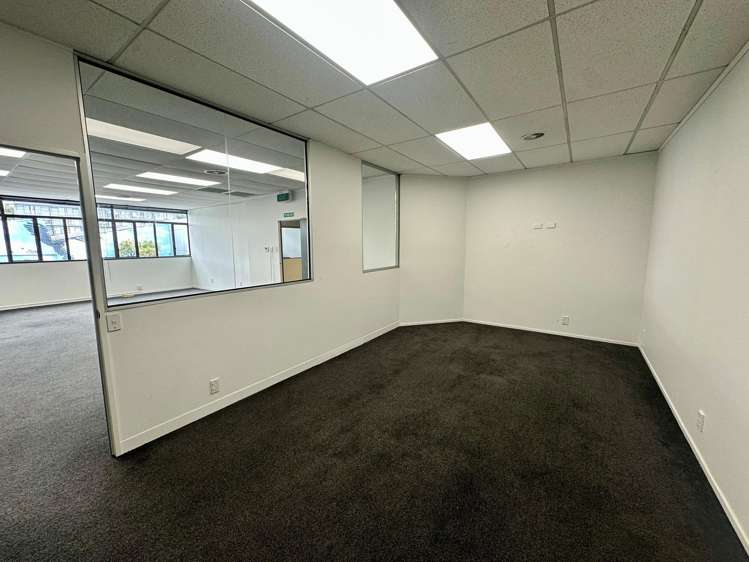 377 New North Road Kingsland_7