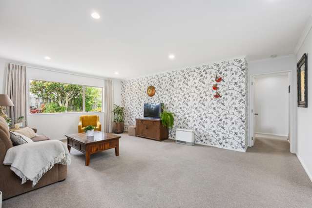 35 Rivervale Grove Stanmore Bay_1