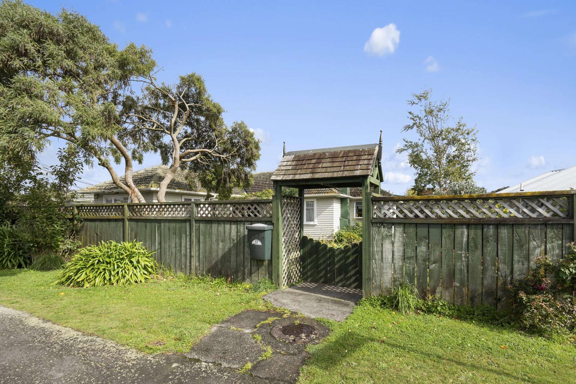 37 Frederick Street Wainuiomata_0