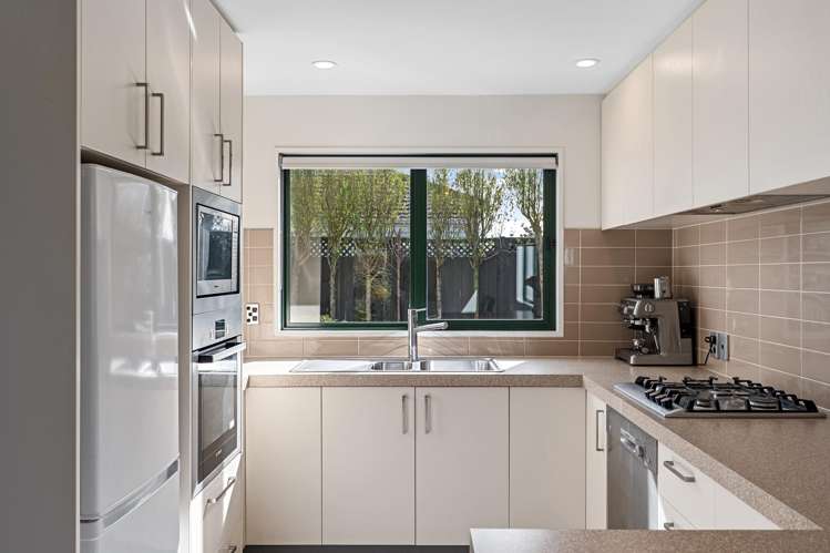 114 Knowles Street St Albans_10