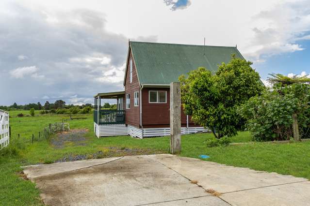 7  &  7A Stirling Street Te Aroha_1