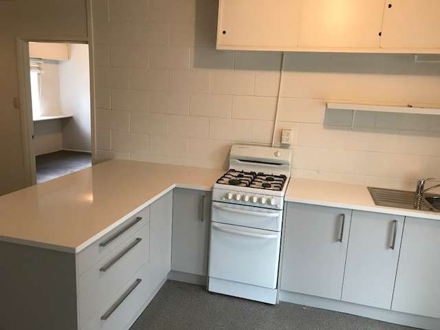 1/30 Martin Crescent Northcote_2