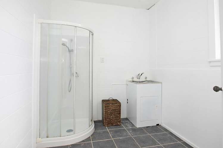 143 Rongotai Road Kilbirnie_20