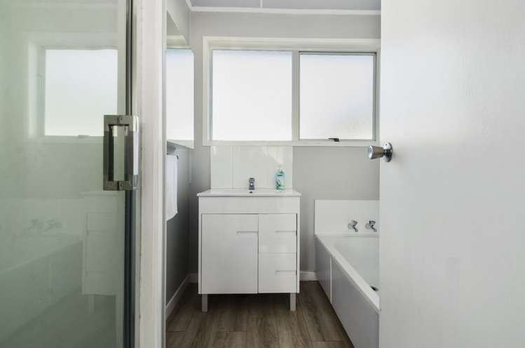 5 Benton Place Manurewa_9