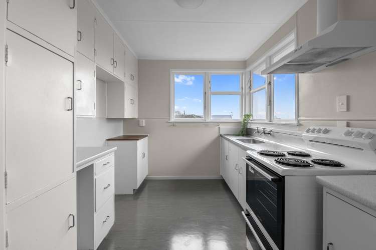 54 Thomas Crescent Western Heights_8