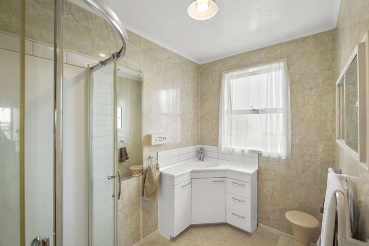 30 Hartley Terrace Massey_9