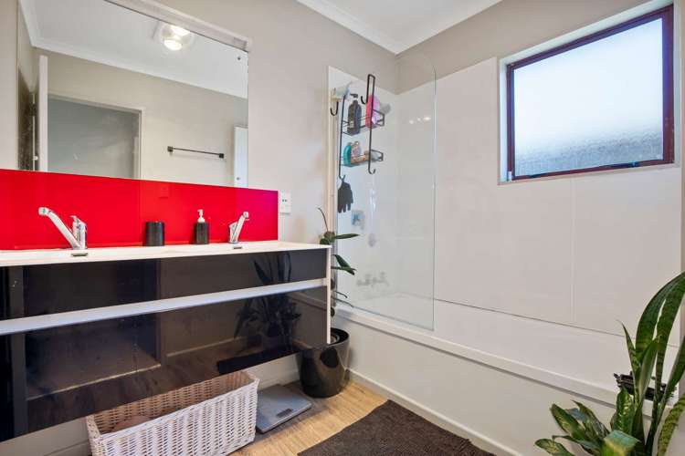 28b Dingadee Street Welcome Bay_5