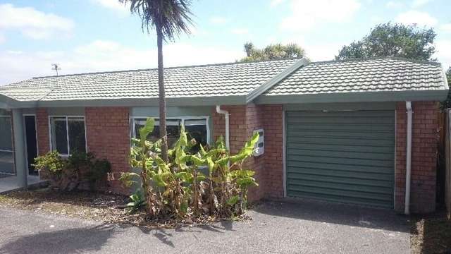 26b Mcleod Road Henderson_1