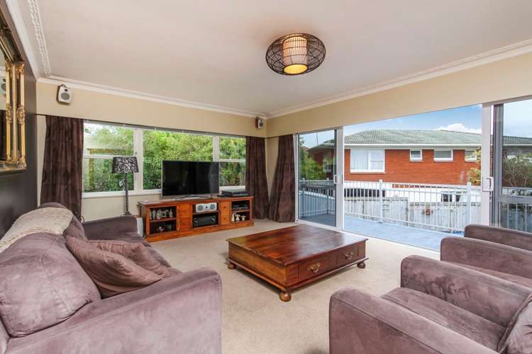 32 Taitua Drive Te Atatu South_6