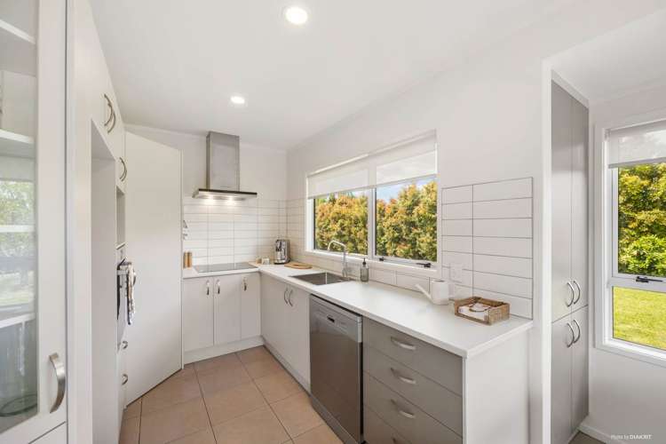 10 Trust Place Sunnyhills_10