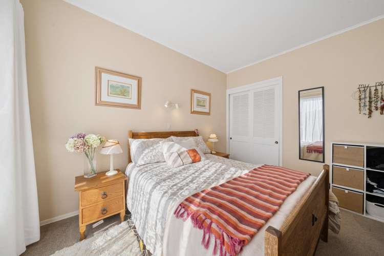 1/3 Ridd Crescent Karori_11