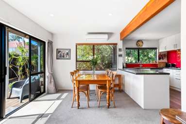 876B Dominion Road_3