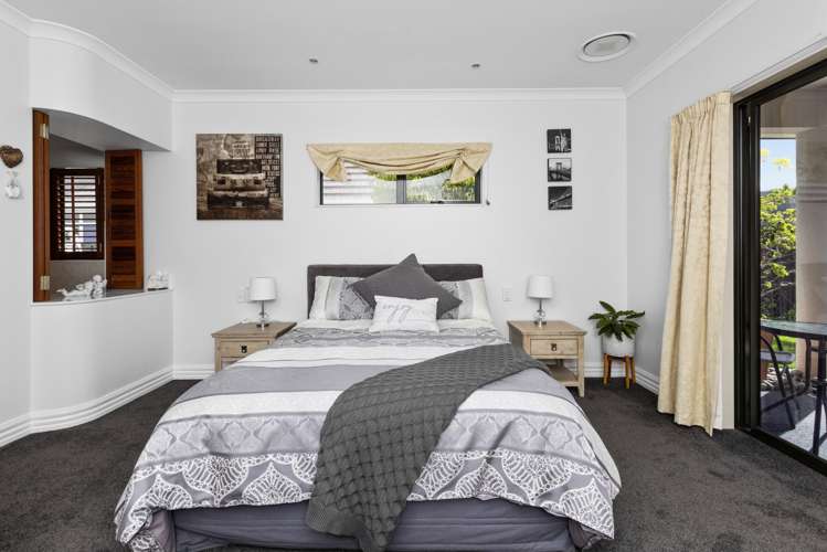 36 Kensington Drive Taradale_12