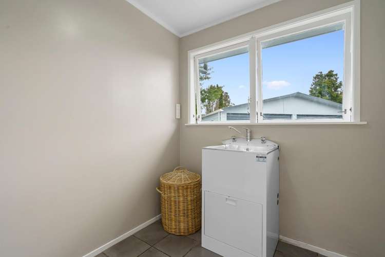 11 Thompson Street Leamington_14