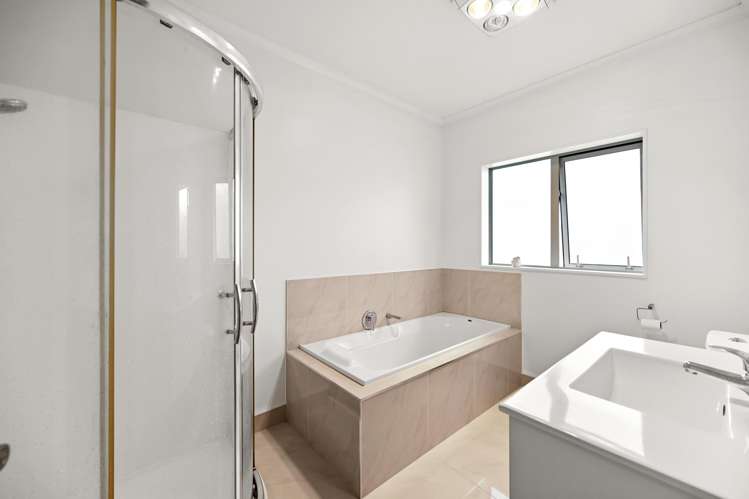 3 Ella Place Grandview Heights_16