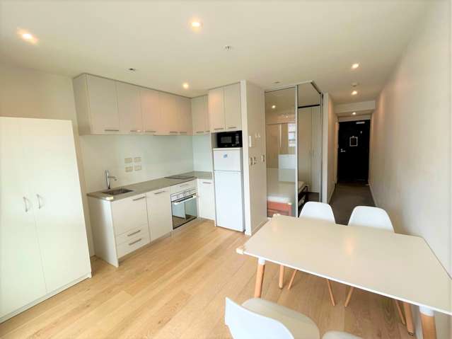 903/17 Wakefield Street
