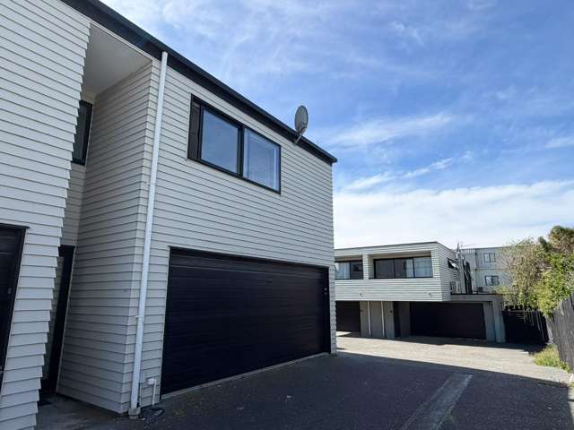 The ultimate beach lovers pad