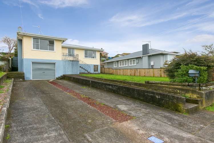 69 Mould Street Waitara_15
