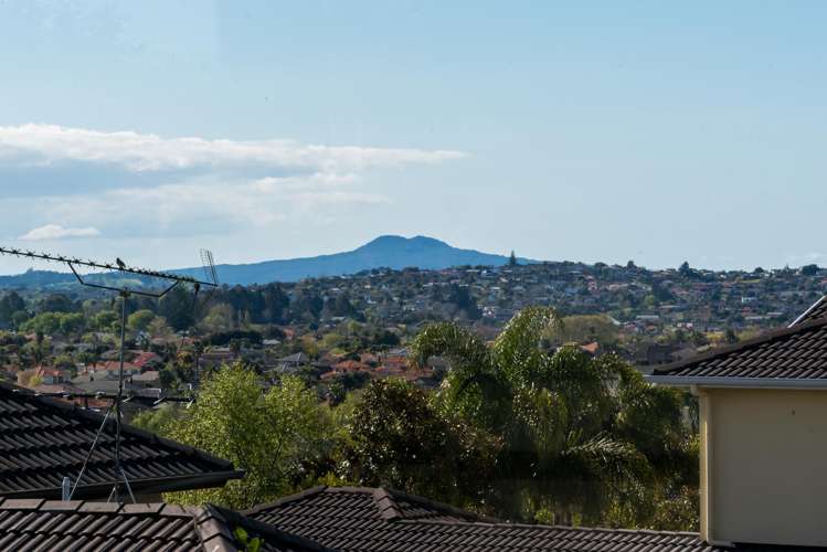 19 Fairbairn Place East Tamaki Heights_12