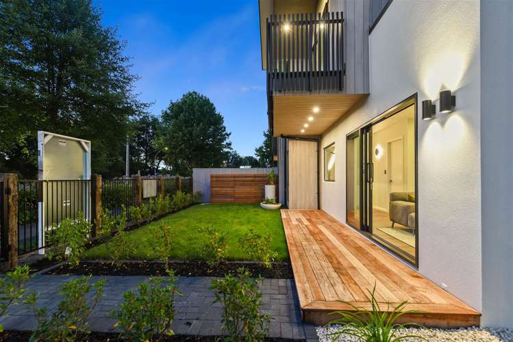 2/64 Banbury Crescent Fairfield_21