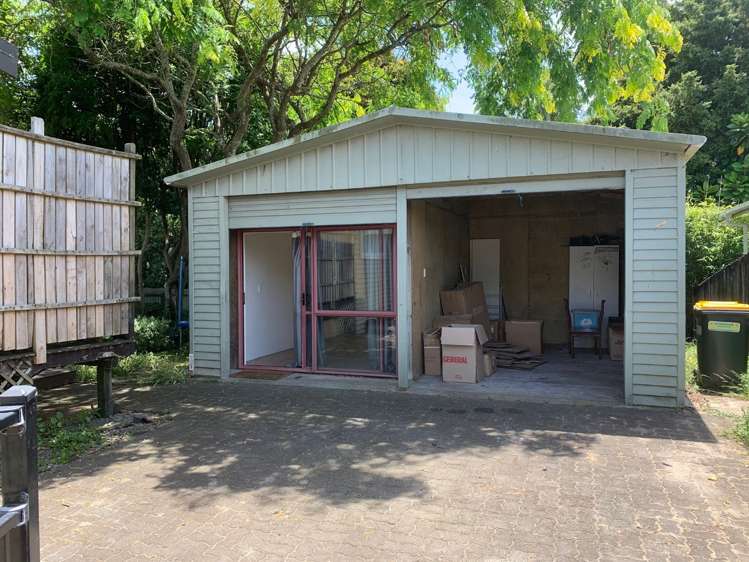 27 Aroha Avenue Sandringham_17