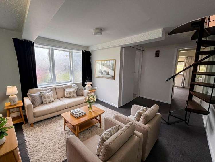 1/8 Quiet Street Te Atatu South_5