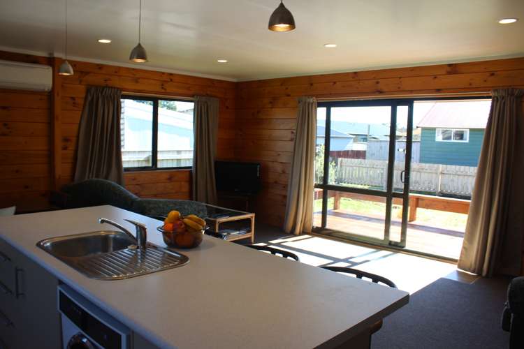 32 Mackenzie Street National Park_5