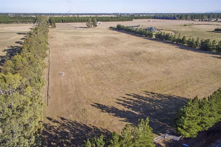 631 Downs Road West Eyreton_3