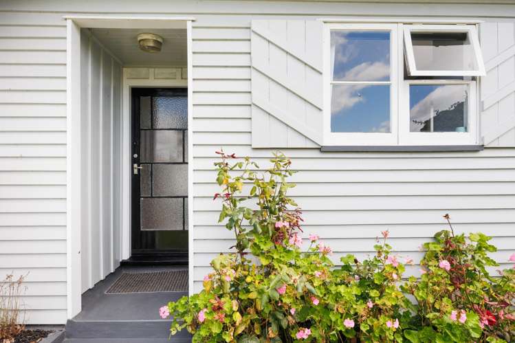 23 Park Road West End_5