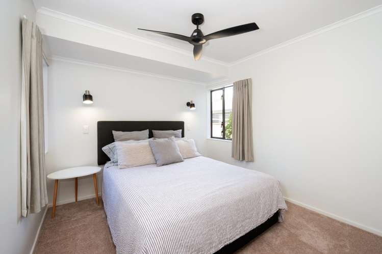 8 Bishops Close Greenmeadows_17