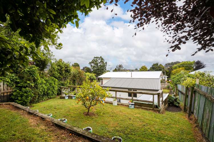 217 Tukapa Street Westown_17
