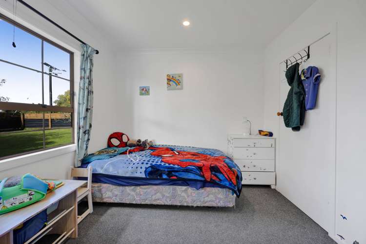 9 Standish Street Midhirst_23