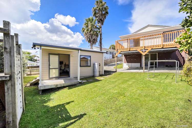 77 Brunner Road Glen Eden_1
