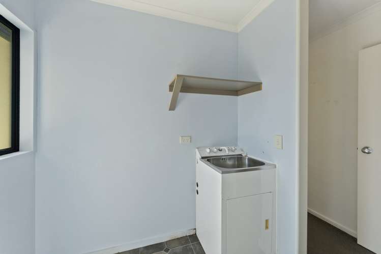 8a Tui Avenue Forest Lake_6