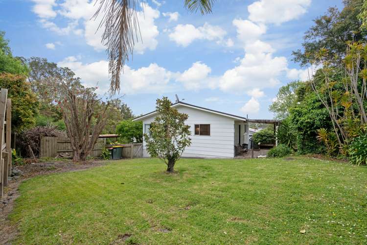 2/133 Edmonton Road Te Atatu South_9