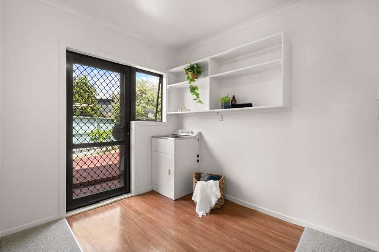 9 Harvard Court Melville_9