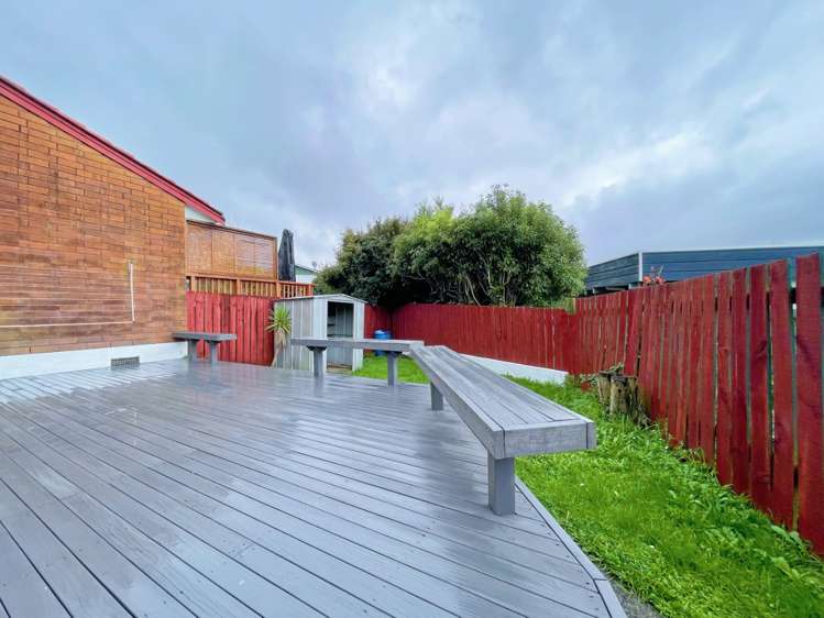 2/82 Moore Street Hillcrest_17