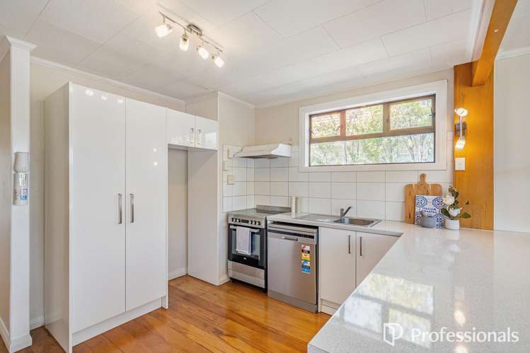 2 Churton Crescent Taita_7