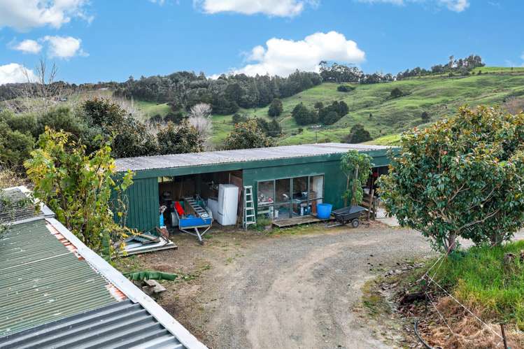 63 Porter Road Paparoa_33